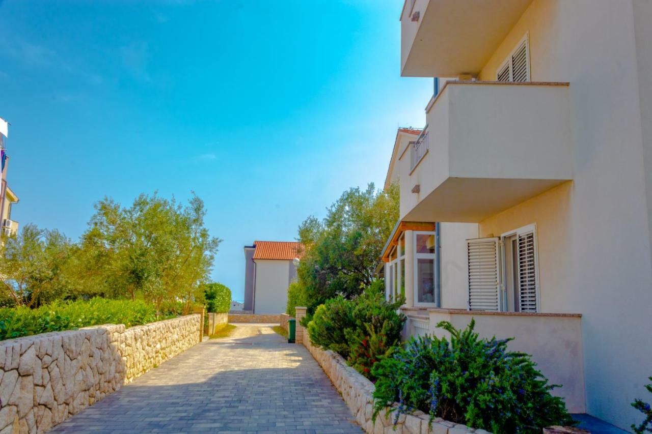 Apartments In Krk Krk Town Bagian luar foto
